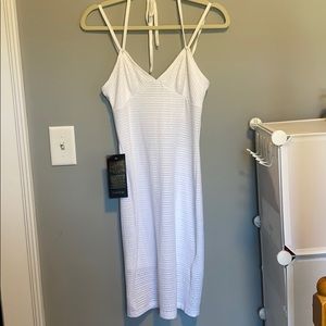Bebe white dress *NWT*